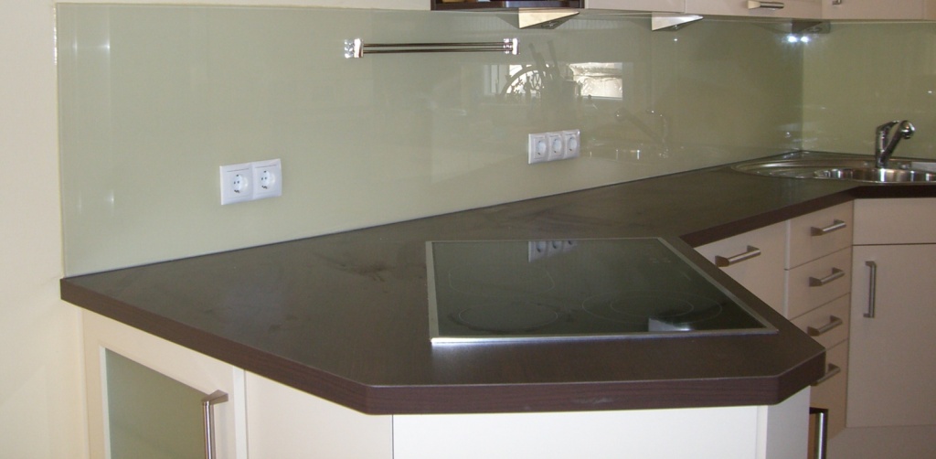 Küchenrückwand aus Glas