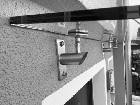 Befestigung Glasvordach Verbundsicherheitsglas